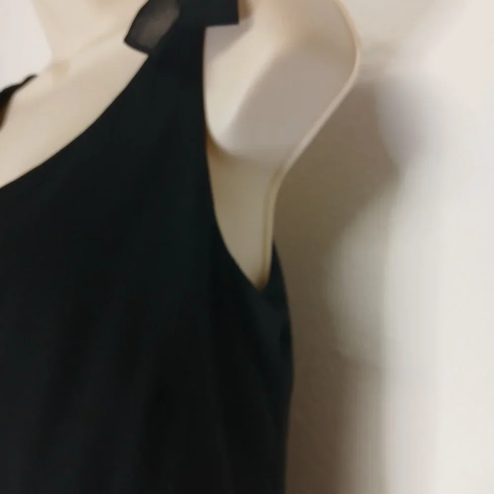UEC Dawn Joy Chiffon Dress Black V-Neck Sleeveless Handkerchief Hem Size 12 - Picture 7 of 13